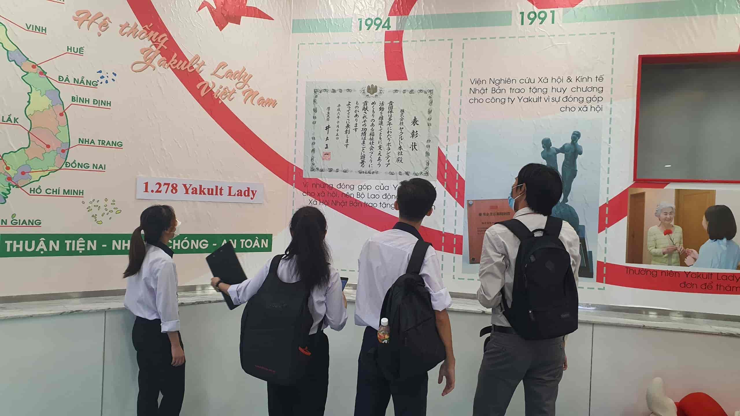 Z3645948303559 437e00f6aca2da251786bb268aa5177f